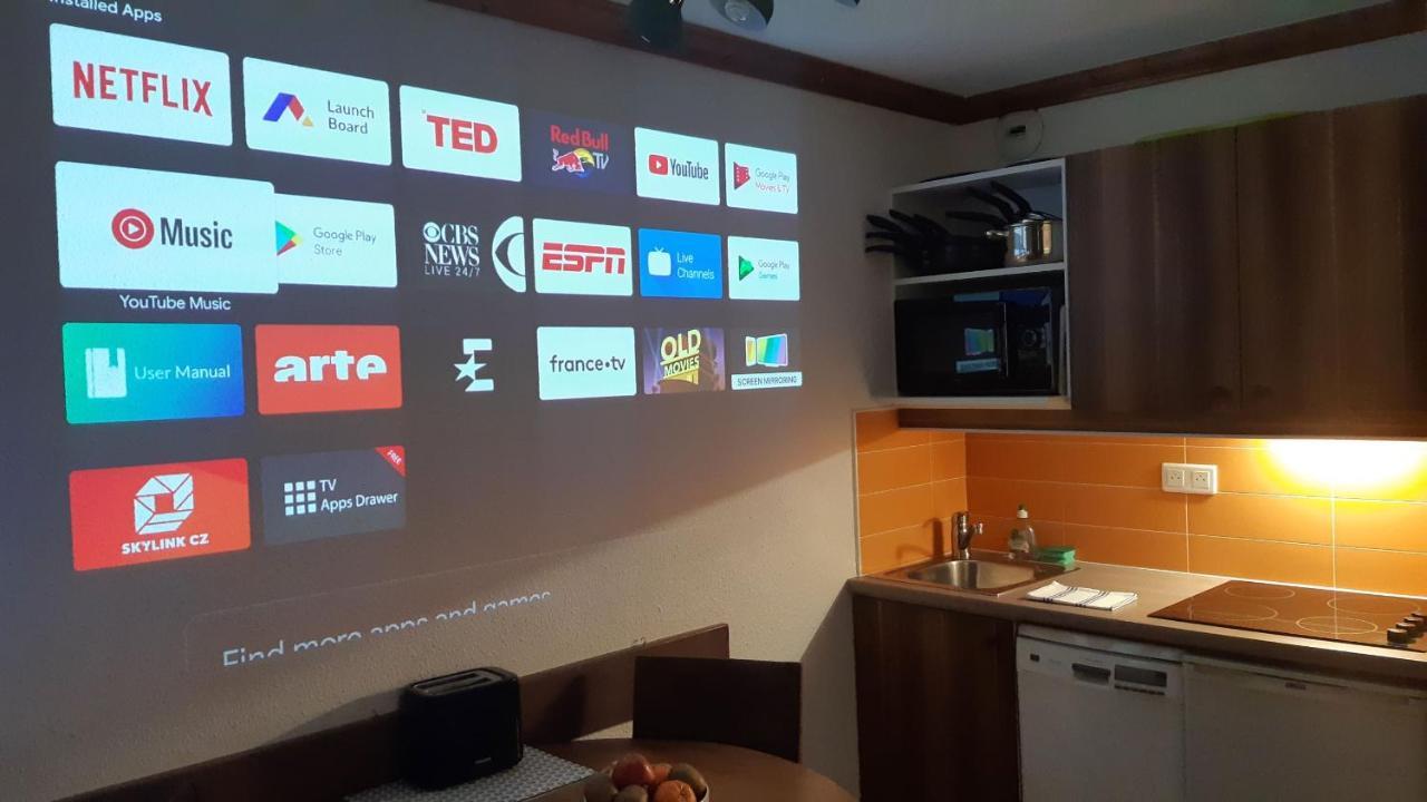 Superb View+Swim Pool+Smart Tv+Netflix+Projector Apartment Huez Exterior foto