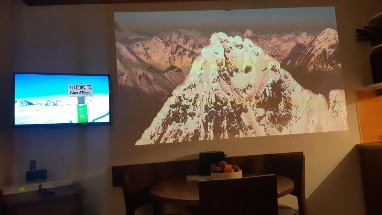Superb View+Swim Pool+Smart Tv+Netflix+Projector Apartment Huez Exterior foto